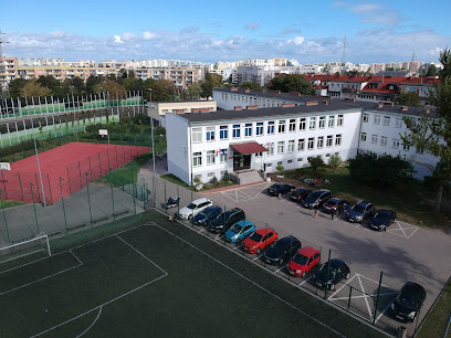 X Liceum Ogolnoksztalcace Dwujezyczne im. Lecha Badkowskiego w Gdansku – Gdansk